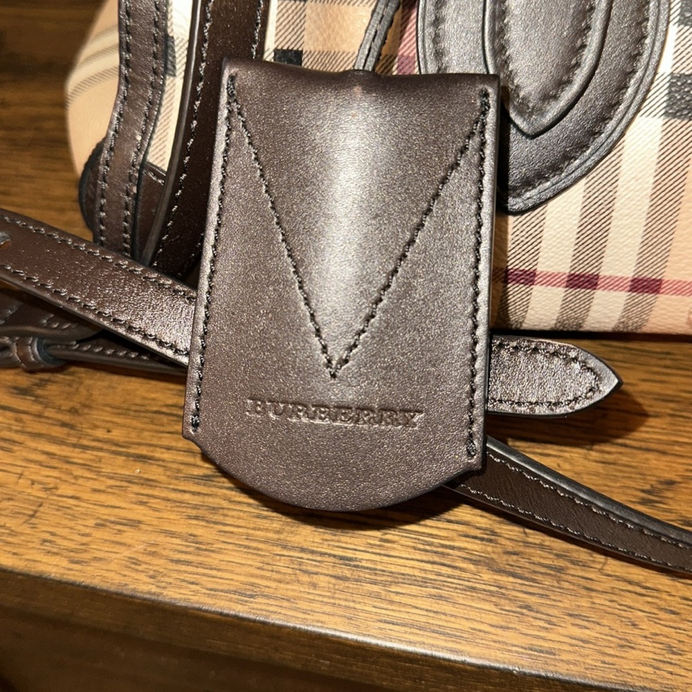 BURBERRY HAYMARKET CHECK GLADSTONE TOTE - Picture 6 of 16
